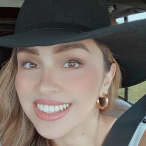 Meet your Posher, Ivana